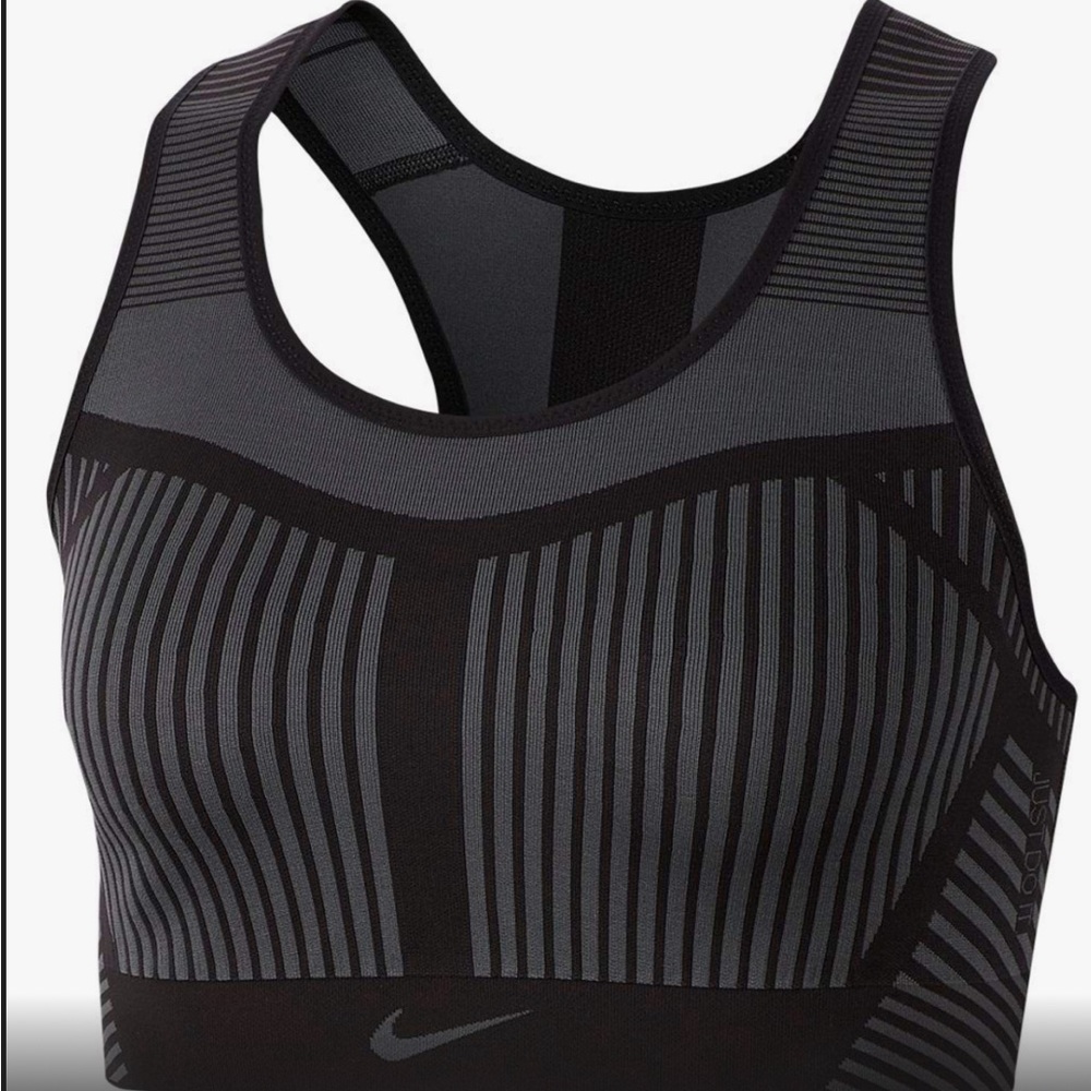 Nike High Impact Sports Bra! Used but still in great condition!